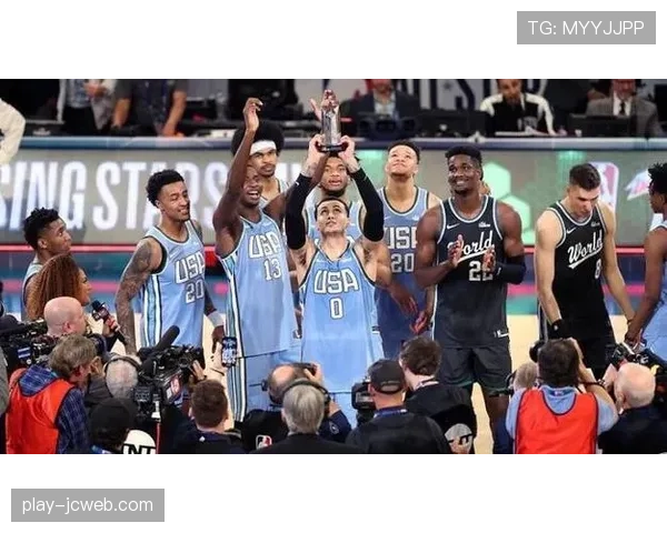 全明星正赛采用美国队VS世界队新赛制,旨在提升比赛竞争性 全明星正赛采用美国队VS世界队新赛制,旨在提升比赛竞争性