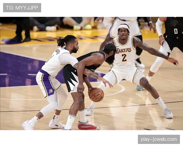 国王不敌快船跌至西部第七，附加赛区争夺白热化